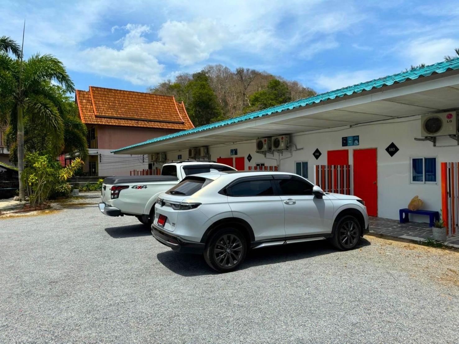 Ingpha Room For Rent Satun Exteriör bild